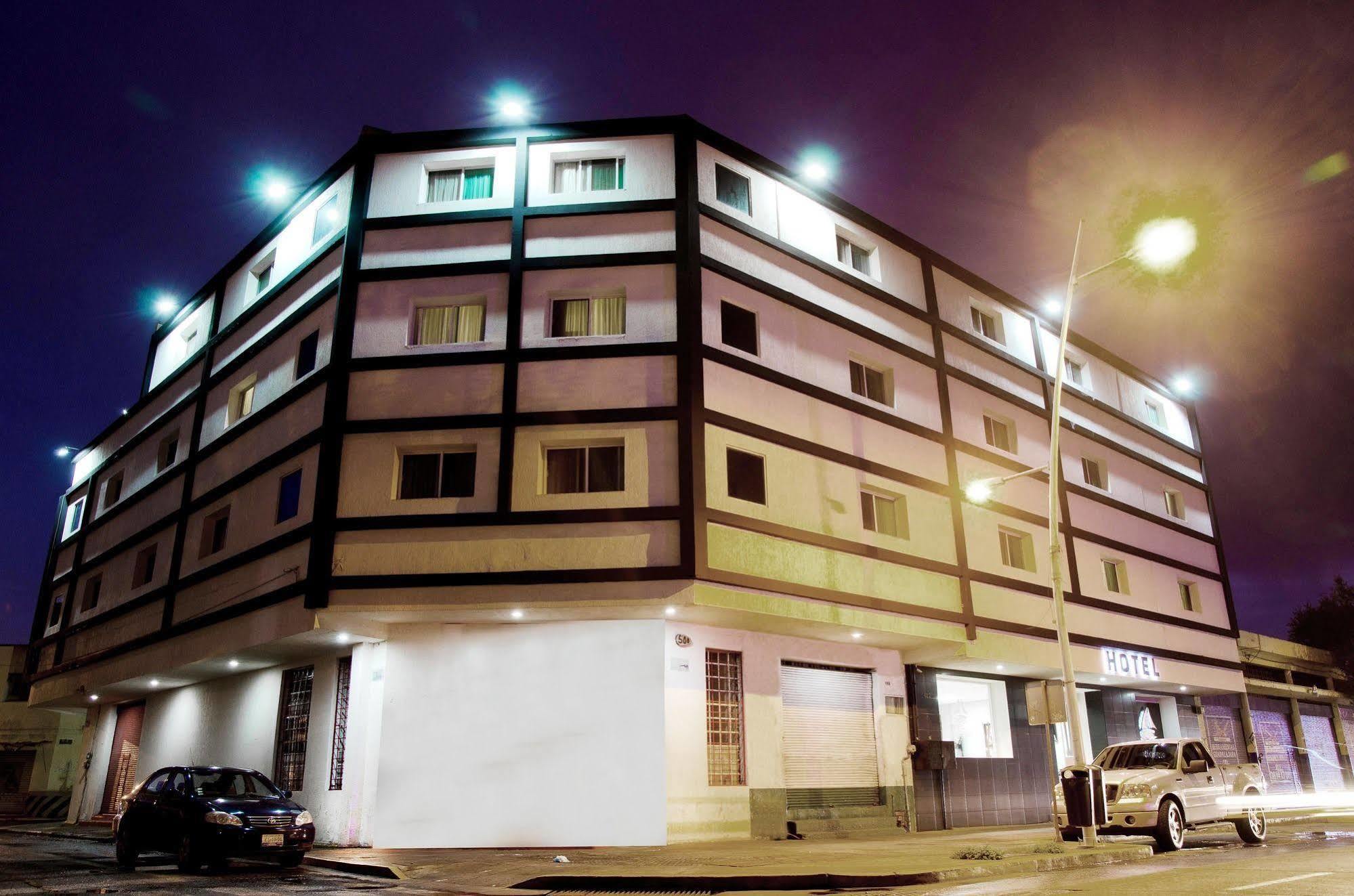 Hotel Portonovo Plaza Centro Guadalajara Exterior foto